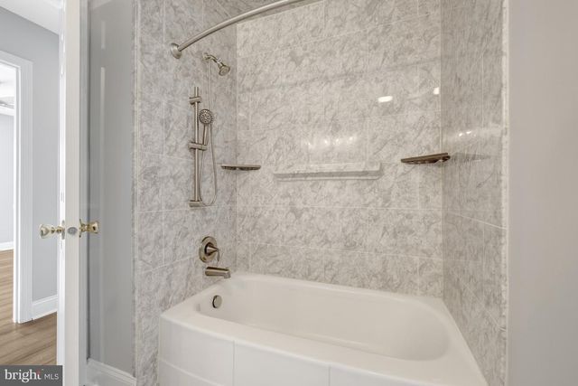 13416 WHALEY CT, Herndon, VA 20171