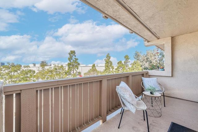 400 Ortega Avenue 216, Mountain View, CA 94040