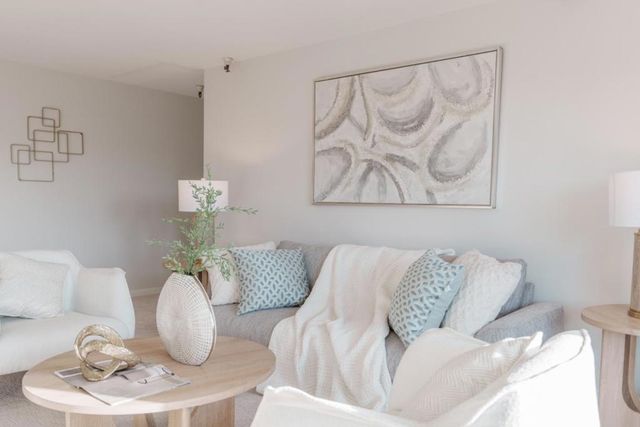 400 Ortega Avenue 216, Mountain View, CA 94040