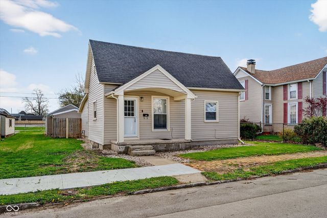 2107 S B Street, Elwood, IN 46036