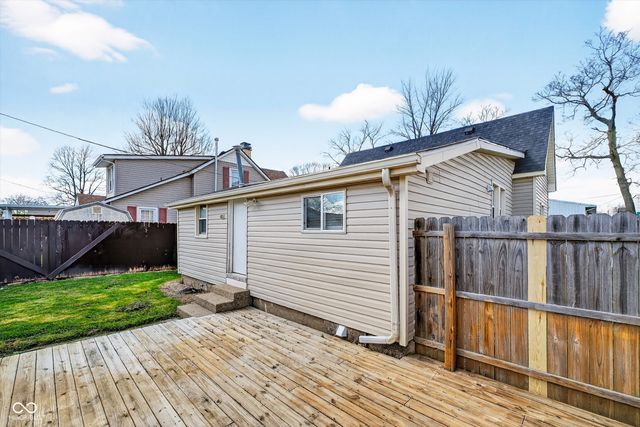 2107 S B Street, Elwood, IN 46036