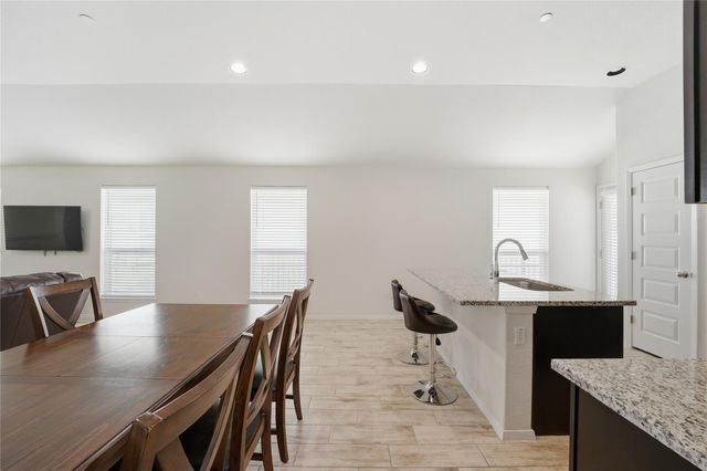 2800 Joe Dimaggio BLVD 107, Round Rock, TX 78665