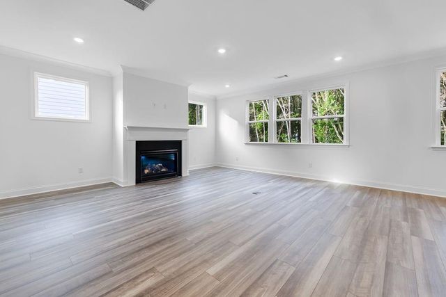 22 Sheryl Way, Loganville, GA 30052