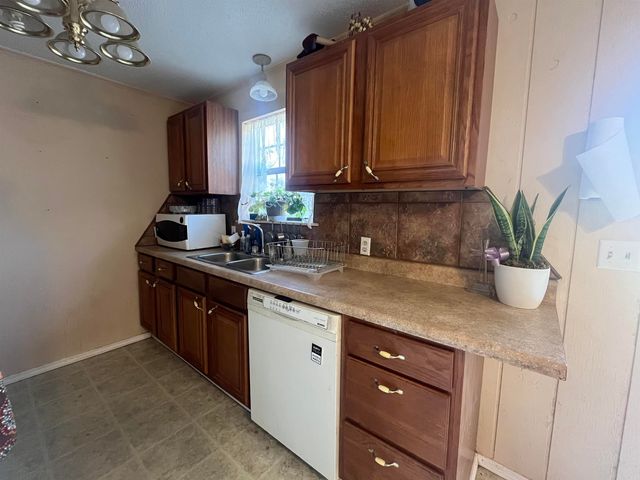 975 Jenkins Ferry Road, Knoxville, AR 72845