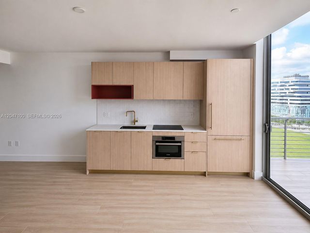 90 NE 32nd St 1126, Miami, FL 33127