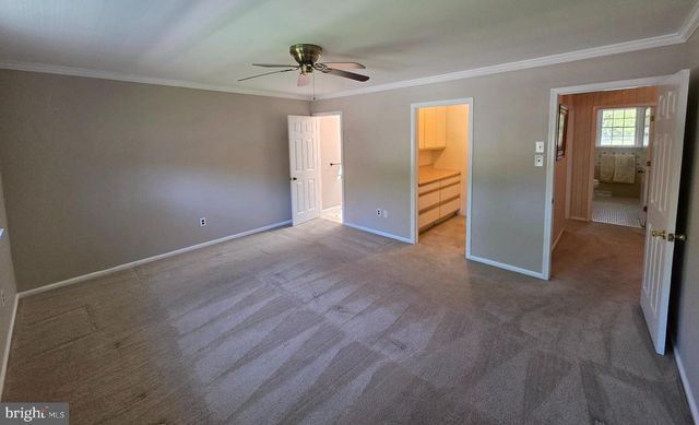 325 CHARLES ST, Southampton, PA 18966