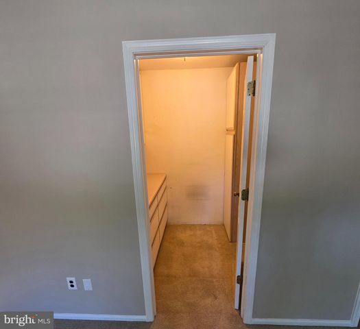 325 CHARLES ST, Southampton, PA 18966