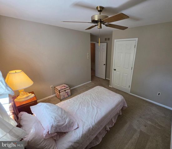 325 CHARLES ST, Southampton, PA 18966