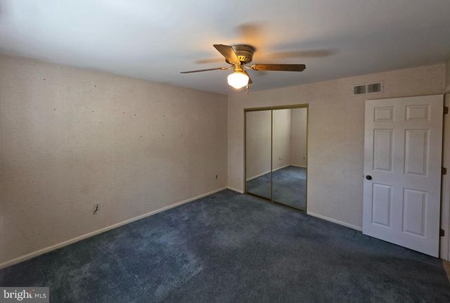 325 CHARLES ST, Southampton, PA 18966