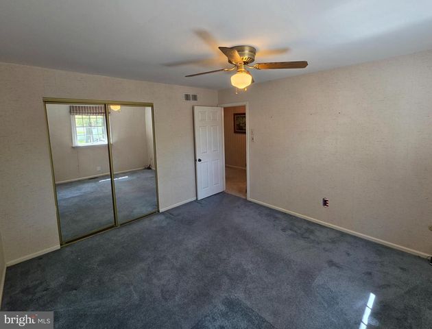 325 CHARLES ST, Southampton, PA 18966