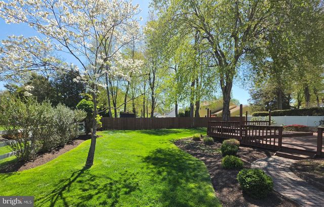 325 CHARLES ST, Southampton, PA 18966