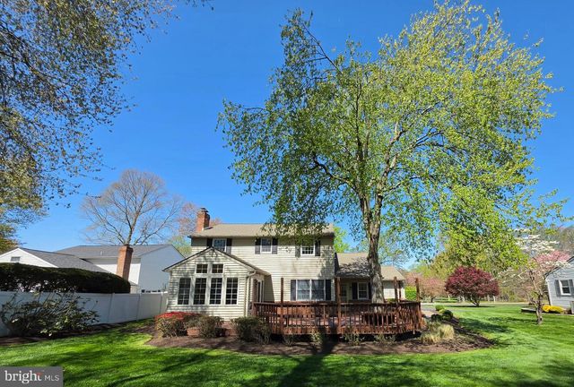 325 CHARLES ST, Southampton, PA 18966