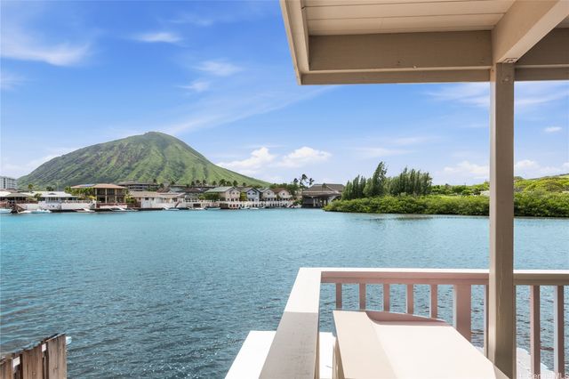 411 Opihikao Place 251, Honolulu, HI 96825
