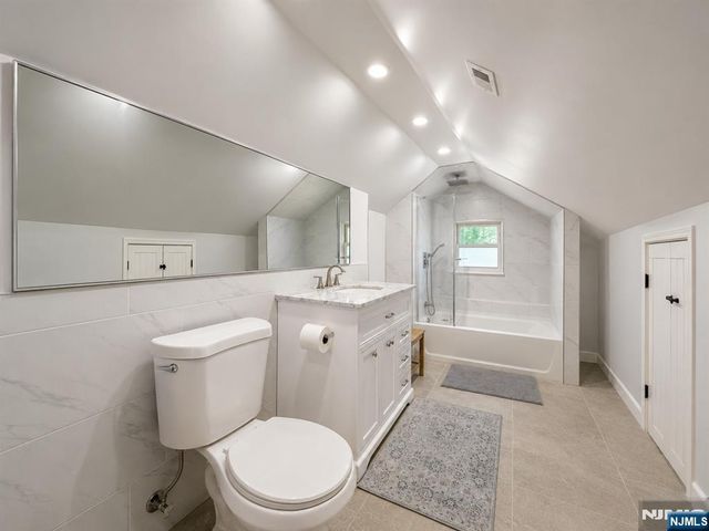 254 Midland Avenue, River Edge, NJ 07661