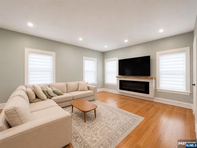 254 Midland Avenue, River Edge, NJ 07661