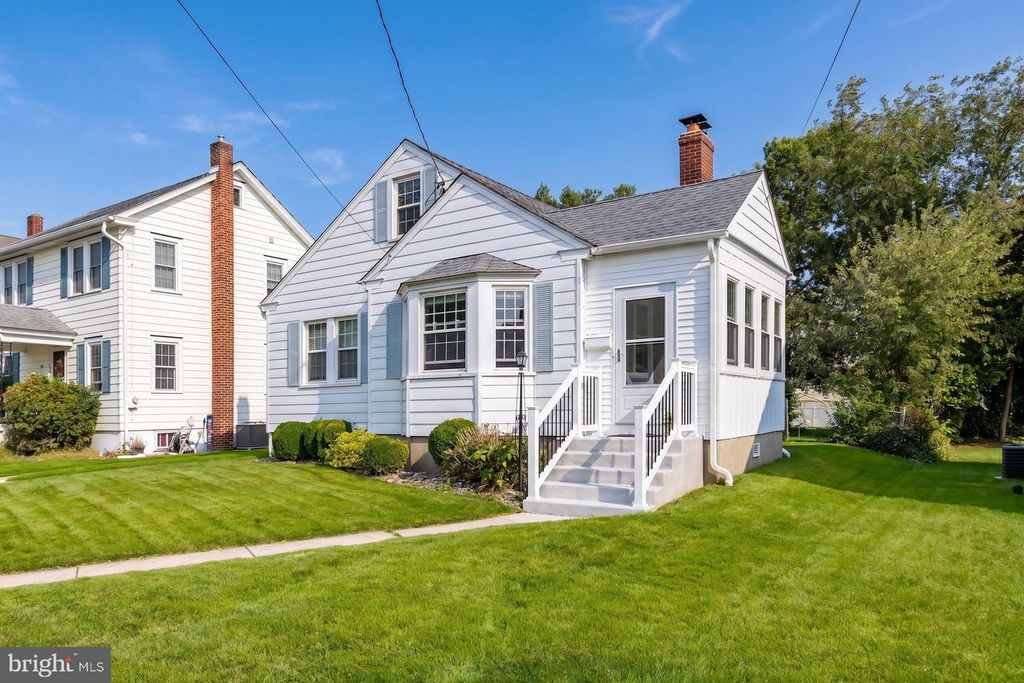 132 CENTER ST, Gibbstown, NJ 08027 — photo 3