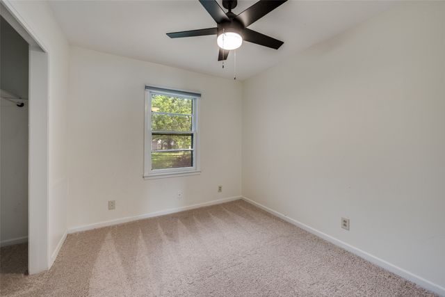 544 NW King Street, Burleson, TX 76028