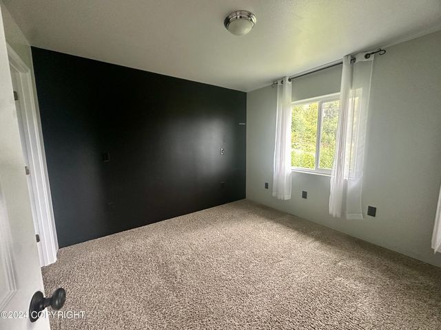 32817 Puzzlz Circle, Homer, AK 99603