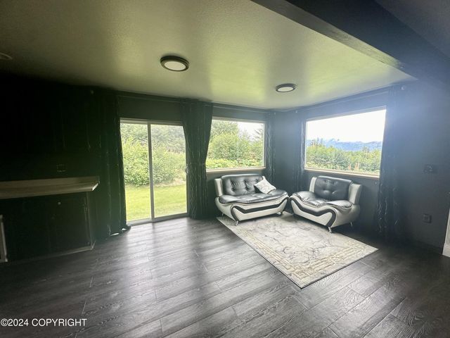 32817 Puzzlz Circle, Homer, AK 99603