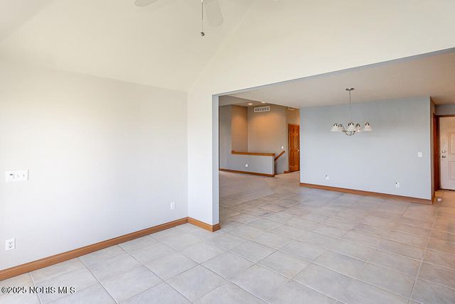 5954 Secluded Court, Sylvania, OH 43560