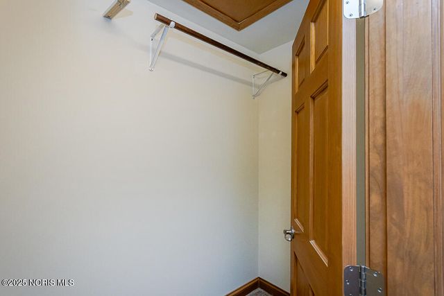 5954 Secluded Court, Sylvania, OH 43560