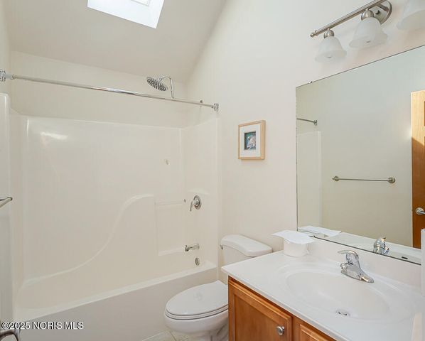 5954 Secluded Court, Sylvania, OH 43560