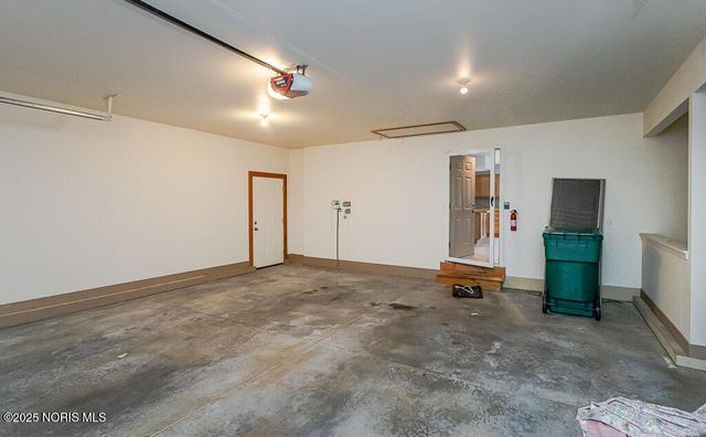 5954 Secluded Court, Sylvania, OH 43560