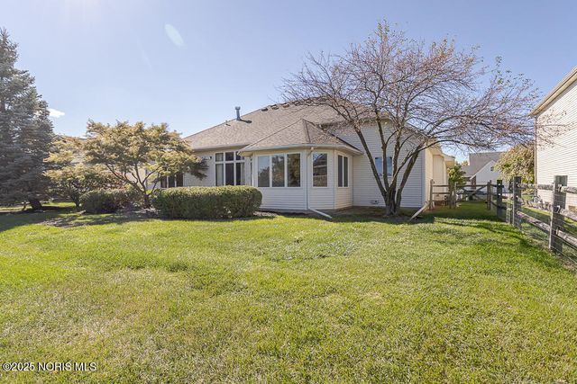 5954 Secluded Court, Sylvania, OH 43560