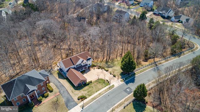 1001 FEATHERSTON CT, Fredericksburg, VA 22401
