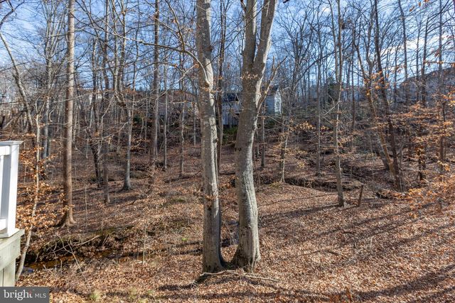 1001 FEATHERSTON CT, Fredericksburg, VA 22401