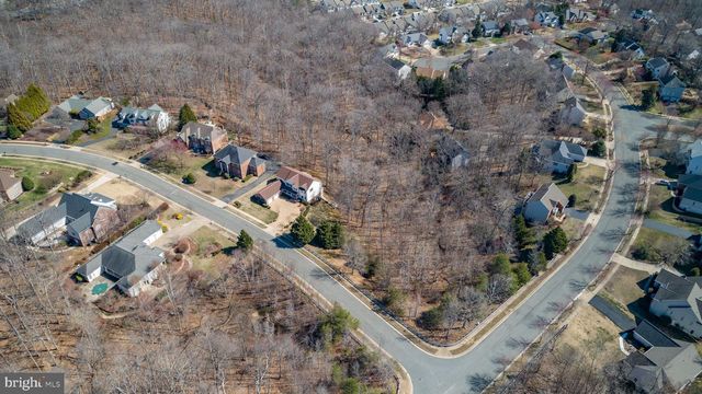 1001 FEATHERSTON CT, Fredericksburg, VA 22401