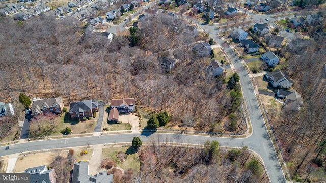 1001 FEATHERSTON CT, Fredericksburg, VA 22401