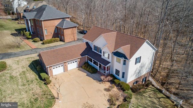 1001 FEATHERSTON CT, Fredericksburg, VA 22401