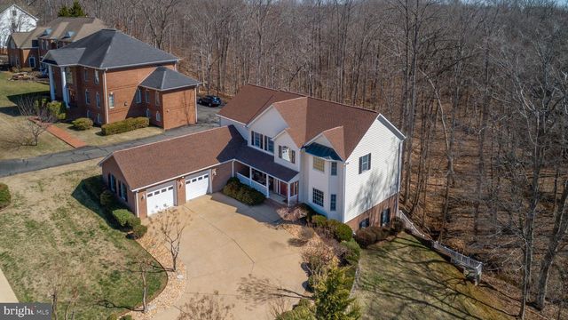 1001 FEATHERSTON CT, Fredericksburg, VA 22401