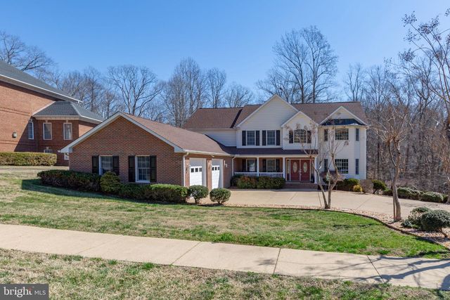 1001 FEATHERSTON CT, Fredericksburg, VA 22401