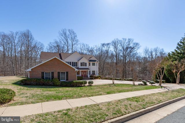 1001 FEATHERSTON CT, Fredericksburg, VA 22401