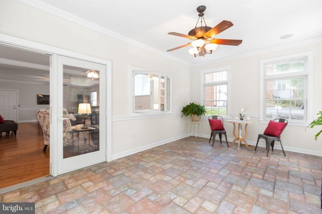 1001 FEATHERSTON CT, Fredericksburg, VA 22401