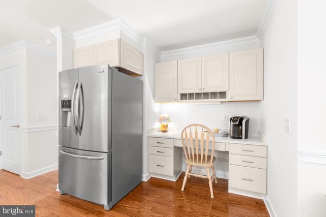 1001 FEATHERSTON CT, Fredericksburg, VA 22401