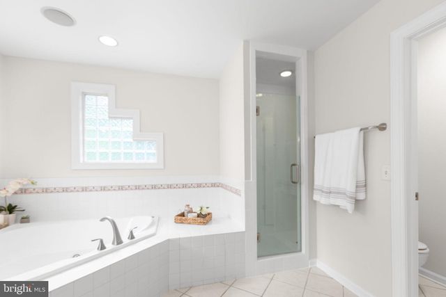 1001 FEATHERSTON CT, Fredericksburg, VA 22401