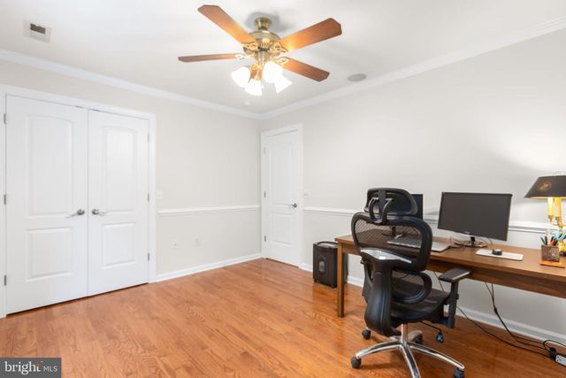 1001 FEATHERSTON CT, Fredericksburg, VA 22401