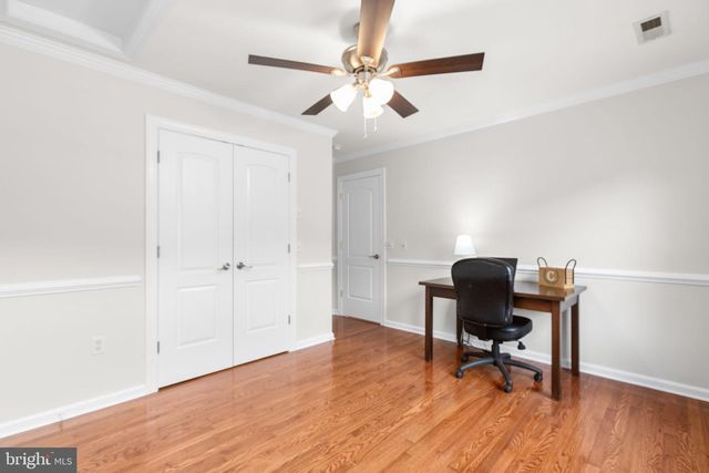 1001 FEATHERSTON CT, Fredericksburg, VA 22401