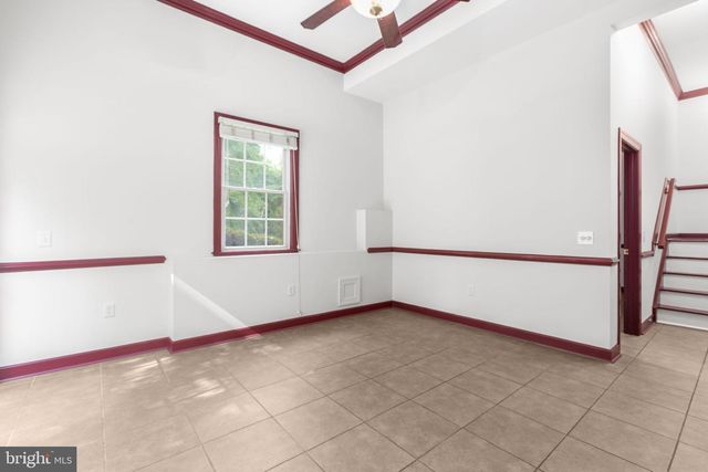 1001 FEATHERSTON CT, Fredericksburg, VA 22401