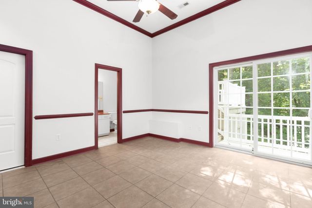 1001 FEATHERSTON CT, Fredericksburg, VA 22401