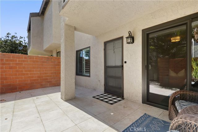 1609 Sherwood Village Circle, Placentia, CA 92870