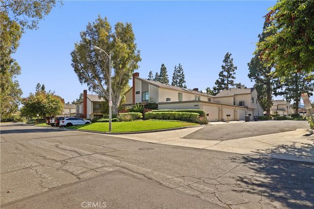 1609 Sherwood Village Circle, Placentia, CA 92870