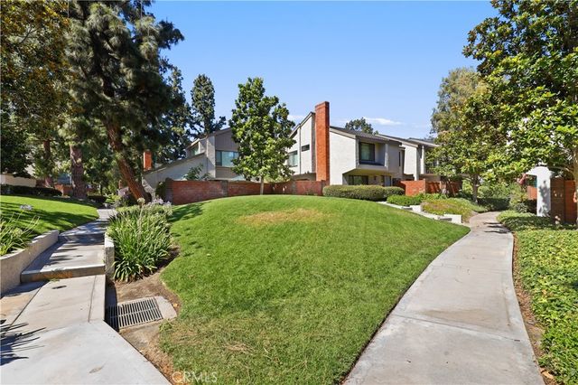 1609 Sherwood Village Circle, Placentia, CA 92870