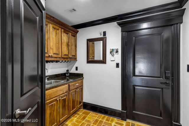 315 Goose Pointe Boulevard, Biloxi, MS 39531