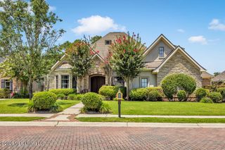 315 Goose Pointe Boulevard, Biloxi, MS 39531