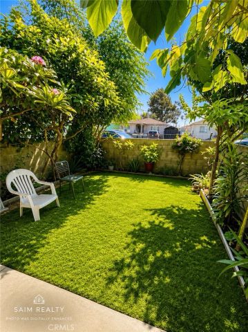 22113-22115 Seine Avenue, Hawaiian Gardens, CA 90716