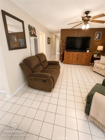 22113-22115 Seine Avenue, Hawaiian Gardens, CA 90716
